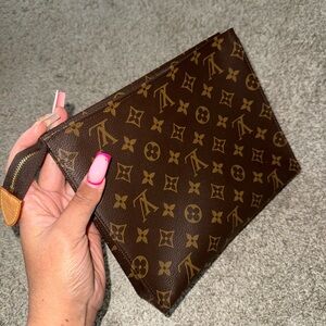 Louis Vuitton Monogram Clutch